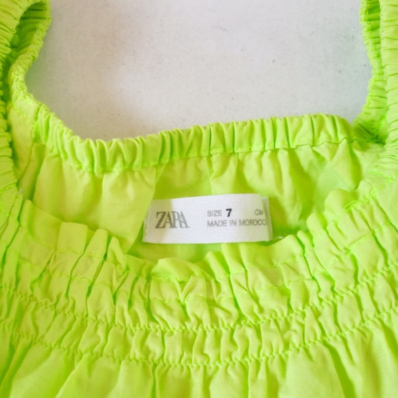 Zara neon lime green tiered puff sleeve dress - Picture 3 of 5